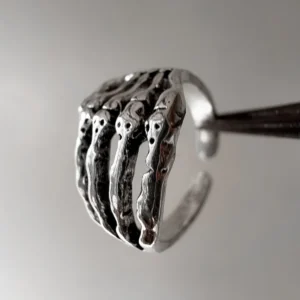 Skeleton Claw Ring