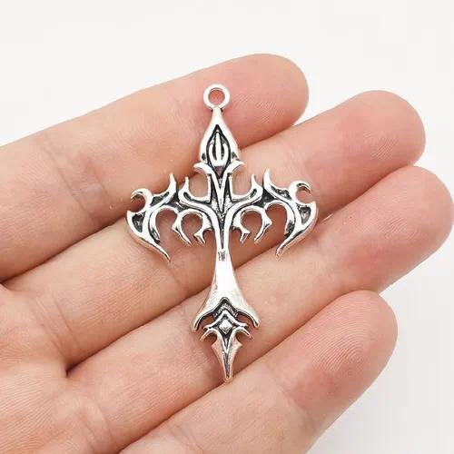 Electroplated Alloy Cross Pendant in Silver for DIY Jewelry Making