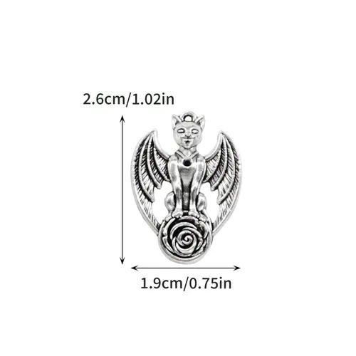 Antique Silver Plated Alloy Skull Pendant with Electroplated Craft, Perfect Halloween Jewelry Accessory