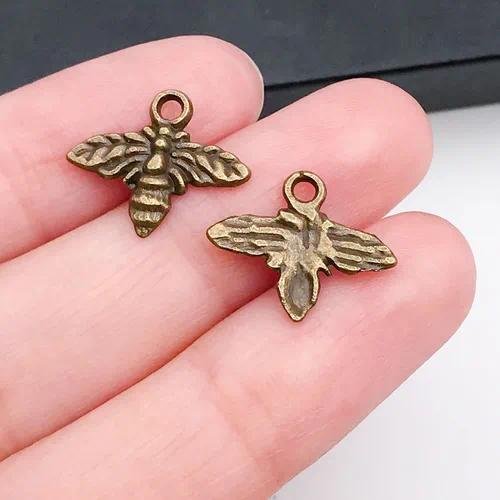 20 PCS Butterfly Alloy Pendants with KC Golden Plated Electroplated Finish, Sweet Style Jewelry Accessories