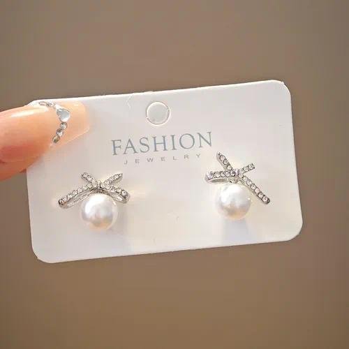 Simple Style Geometric Irregular Stud Earrings with Imitation Pearl for Women, 1 Pair