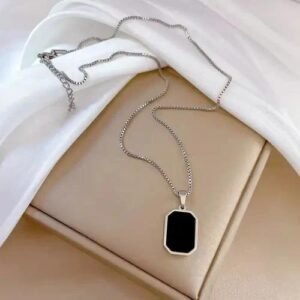 fashion black long square brand necklace female clavicle chain net red necklace black square necklace accessories