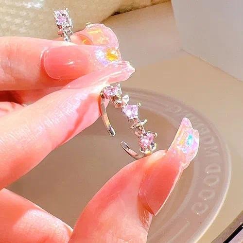 Fashionable Women's Ring Geometric Pattern Zinc Alloy Heart Cat's Eye Stone Zirconia Ring High-Quality Elegant Trendy Butterfly Craft