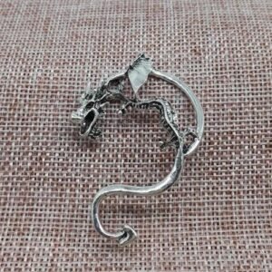 Retro Three-dimensional Dragon Clip Earrings in Dyed Black Alloy with 304 Stainless Steel Ear Pins for Unisex