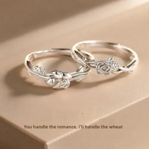 Simple Style Gold Bow Tie Band Ring for Women in Electroplated Alloy