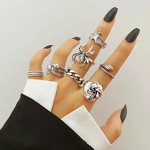 Creative Personality Poker Card Rings Set Of 5 Vintage Black Aces Paper Clip Zinc Alloy Geometric Pattern Women's Jewelry