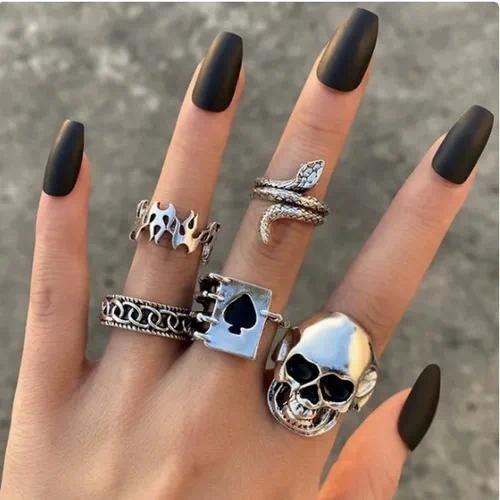 Creative Personality Poker Card Rings Set Of 5 Vintage Black Aces Paper Clip Zinc Alloy Geometric Pattern Women's Jewelry