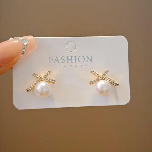Simple Style Geometric Irregular Stud Earrings with Imitation Pearl for Women, 1 Pair