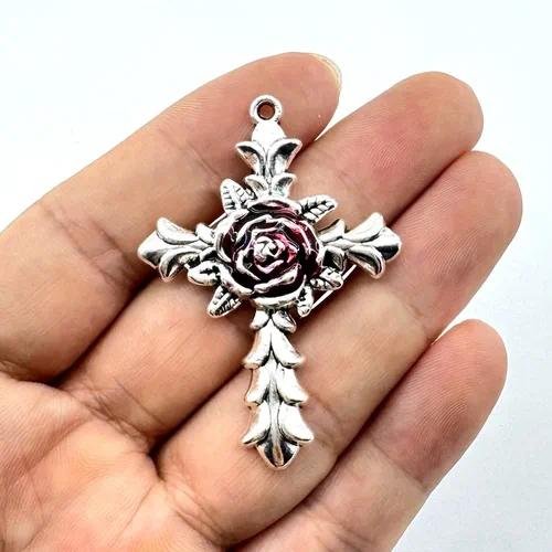 Electroplated Alloy Cross Pendant in Hip-Hop Style Jewelry Accessories