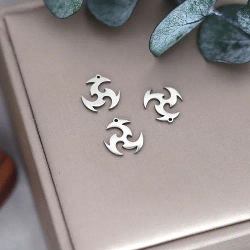 Flame Pendant in Electroplated 304 Stainless Steel, 1 Piece Jewelry Accessory in Steel Color