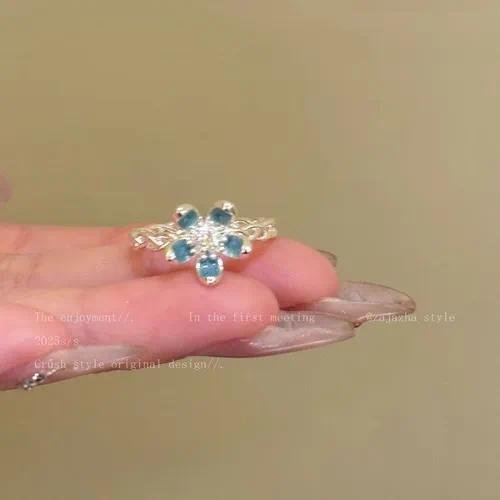 Sweet Blue Flowers Ring for Women in Alloy with Electroplated Finish