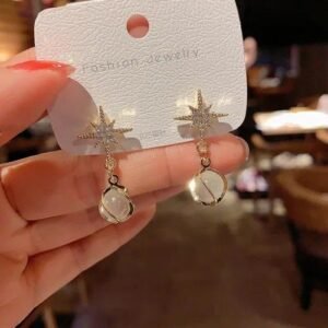 Fashion Flowers Stud Earrings for Women Featuring Electroplated Design with 925 Sterling Silver Posts and Artificial Pearl Inlay
