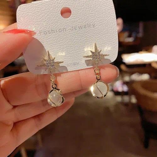Fashion Flowers Stud Earrings for Women Featuring Electroplated Design with 925 Sterling Silver Posts and Artificial Pearl Inlay