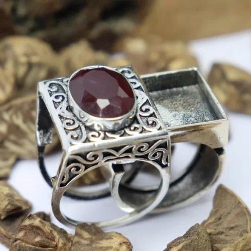 Retro Plaid Rings for Men in Electroplated Alloy, 2 Pieces Set