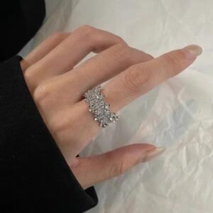 Simple Style Gold Bow Tie Band Ring for Women in Electroplated Alloy