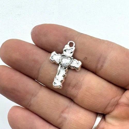 Enamel Zinc Cross Pendant Jewelry Accessory in Gothic Style