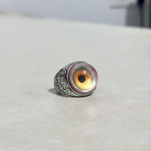 Exaggerated Eye Open Ring for Unisex, Electroplated Zinc Alloy with Red Accent