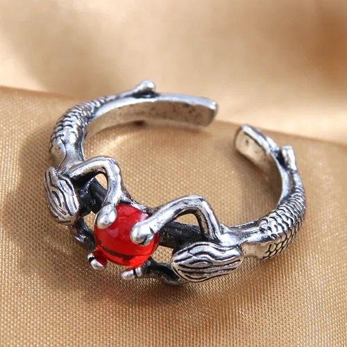 Vintage Style Eagle Ring for Women in Alloy with Rhinestone Inlay, Antique Silver Plated Finish