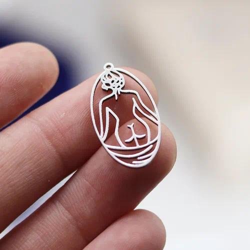 Electroplated 304 Stainless Steel Pendant in Gold, 1 Piece Jewelry Accessory