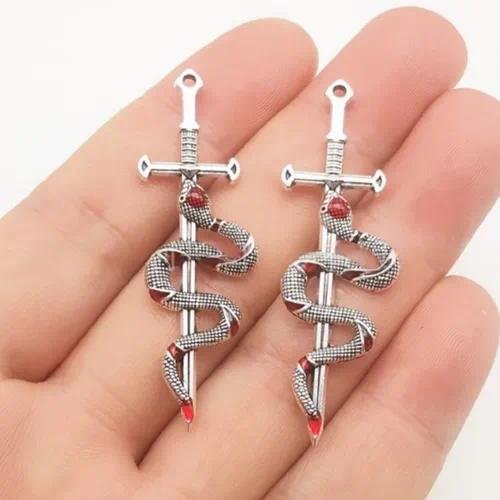 New Fashion Retro Drop Red Oil Snake plus Sword Small Pendant Accessories DIY Snake Sword Alloy Decoration Accessories