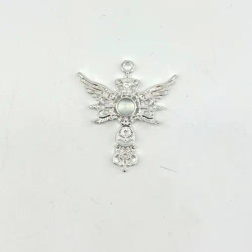 Wings Alloy Pendant with Resin Inlay, Electroplated Finish in Natural Pink, Simple Style Jewelry Accessories