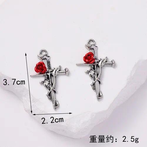 Retro Style Cross Pendant in Alloy Featuring Electroplated Finish, Jewelry Accessories